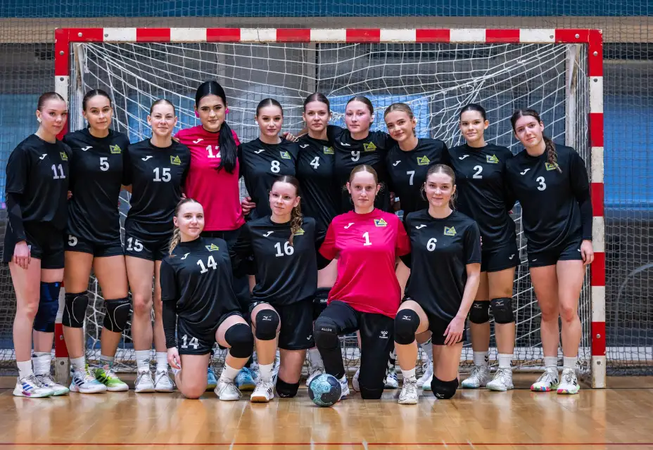 Fotogalerie ze zápasu TJ Jiskra Otrokovice - TJ Sokol Karviná 30:25 Dorostenky