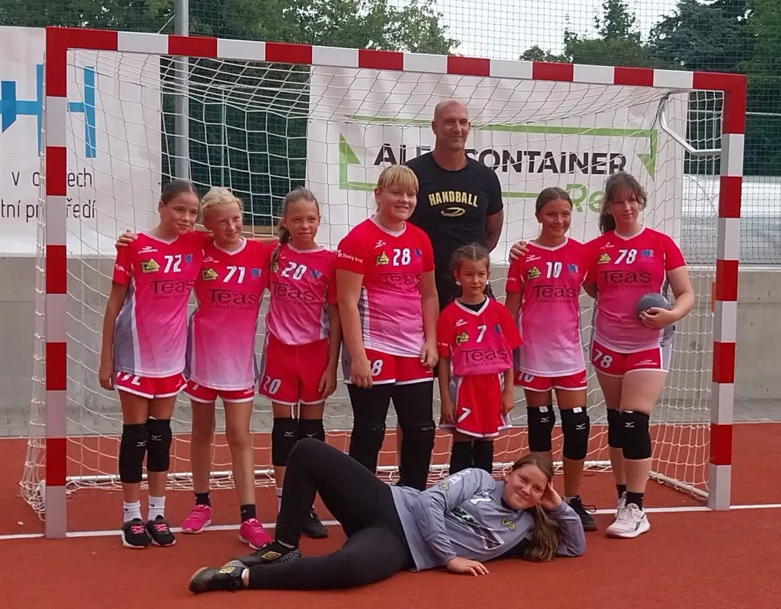 Holiday Cup 2025 - mladší žačky