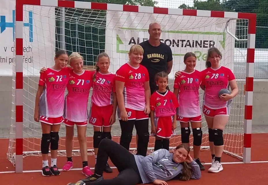 Holiday Cup 2025 - mladší žačky