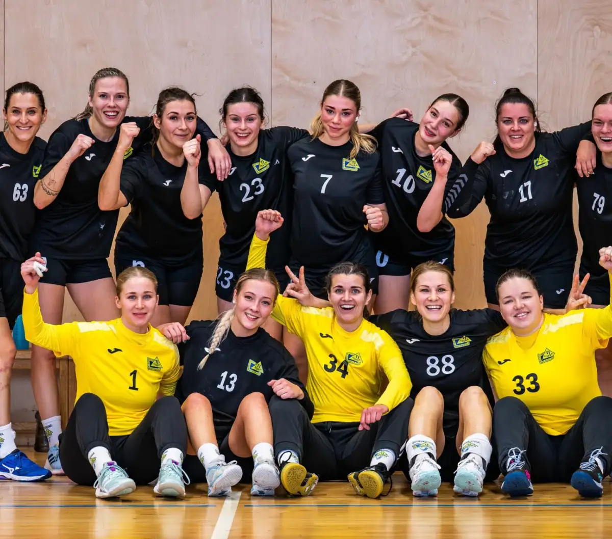 Fotogalerie TJ Jiskra Otrokovice - TJ Loko České Budějovice 35:29