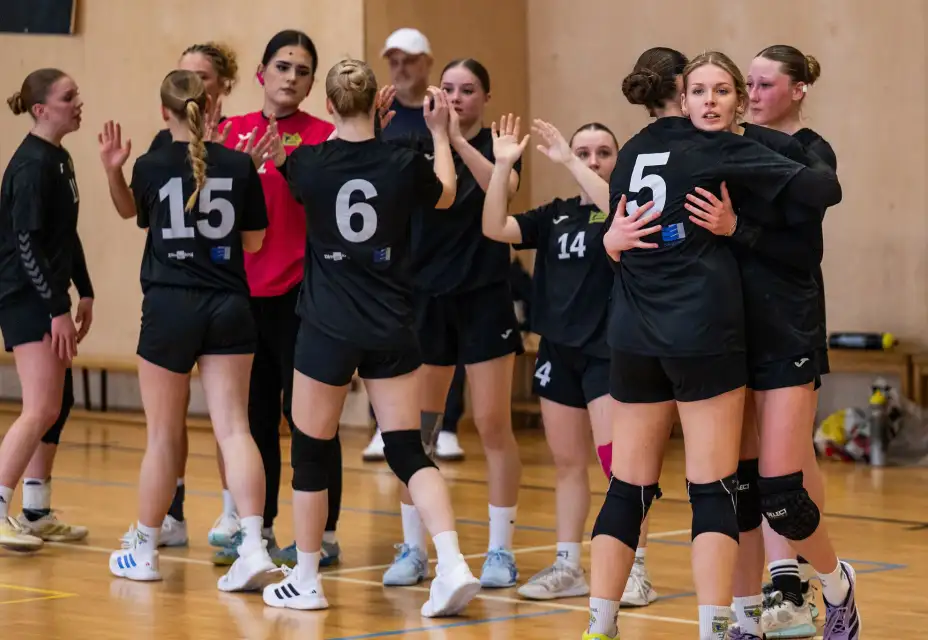 Fotogalerie ze zápasu st. dorostenek - TJ Jiskra Otrokovice-Lesana Zubří  23:33